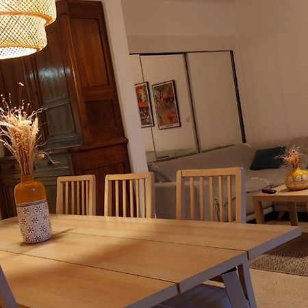 T3 Spacieux Et Lumineux A 5Min Du Port De Sanary - Fleur De Mai Apartment Exteriör bild